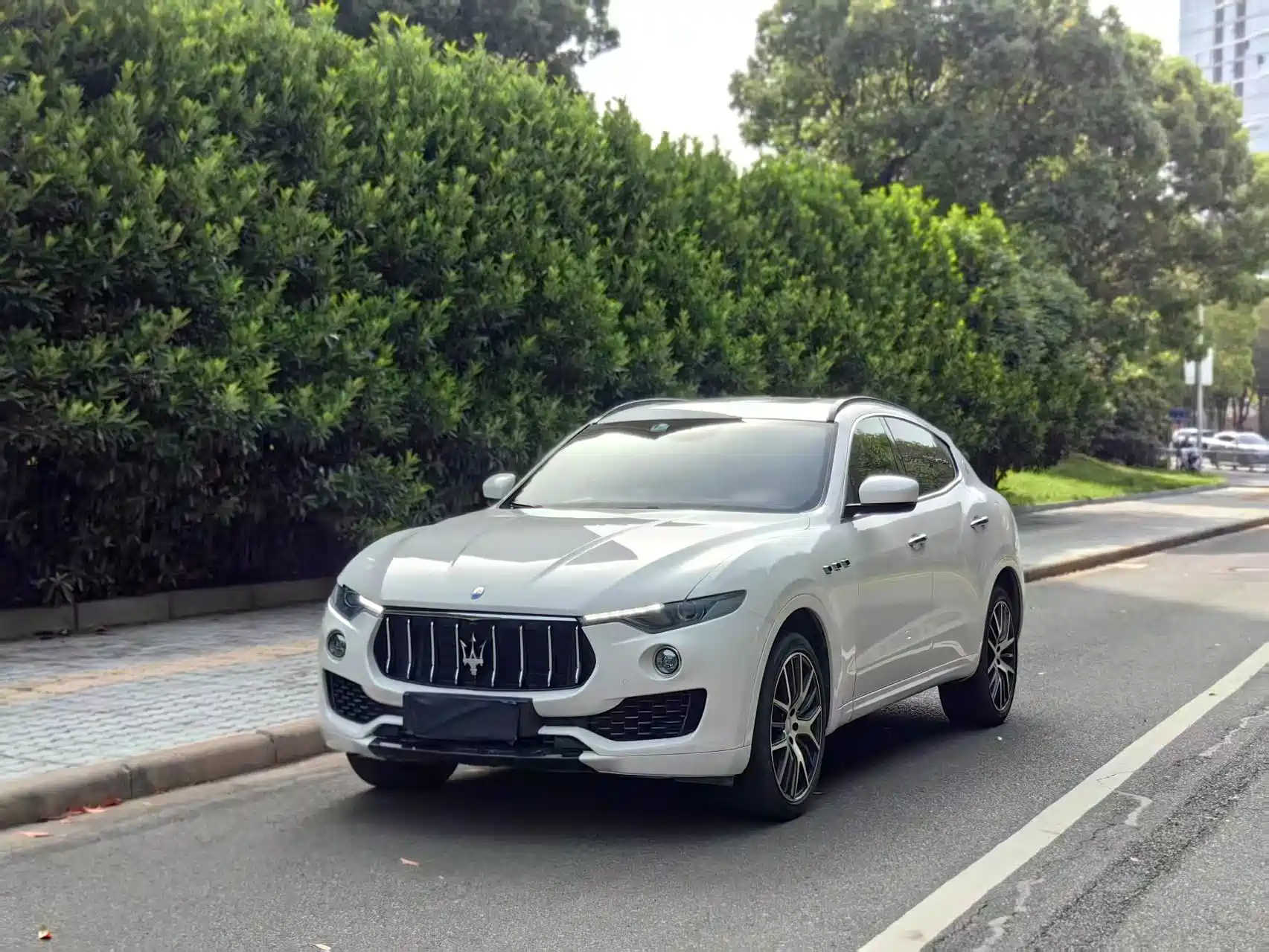 MASERATI LEVANTE 2016