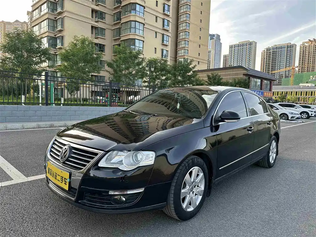 VOLKSWAGEN MAGOTAN 2011