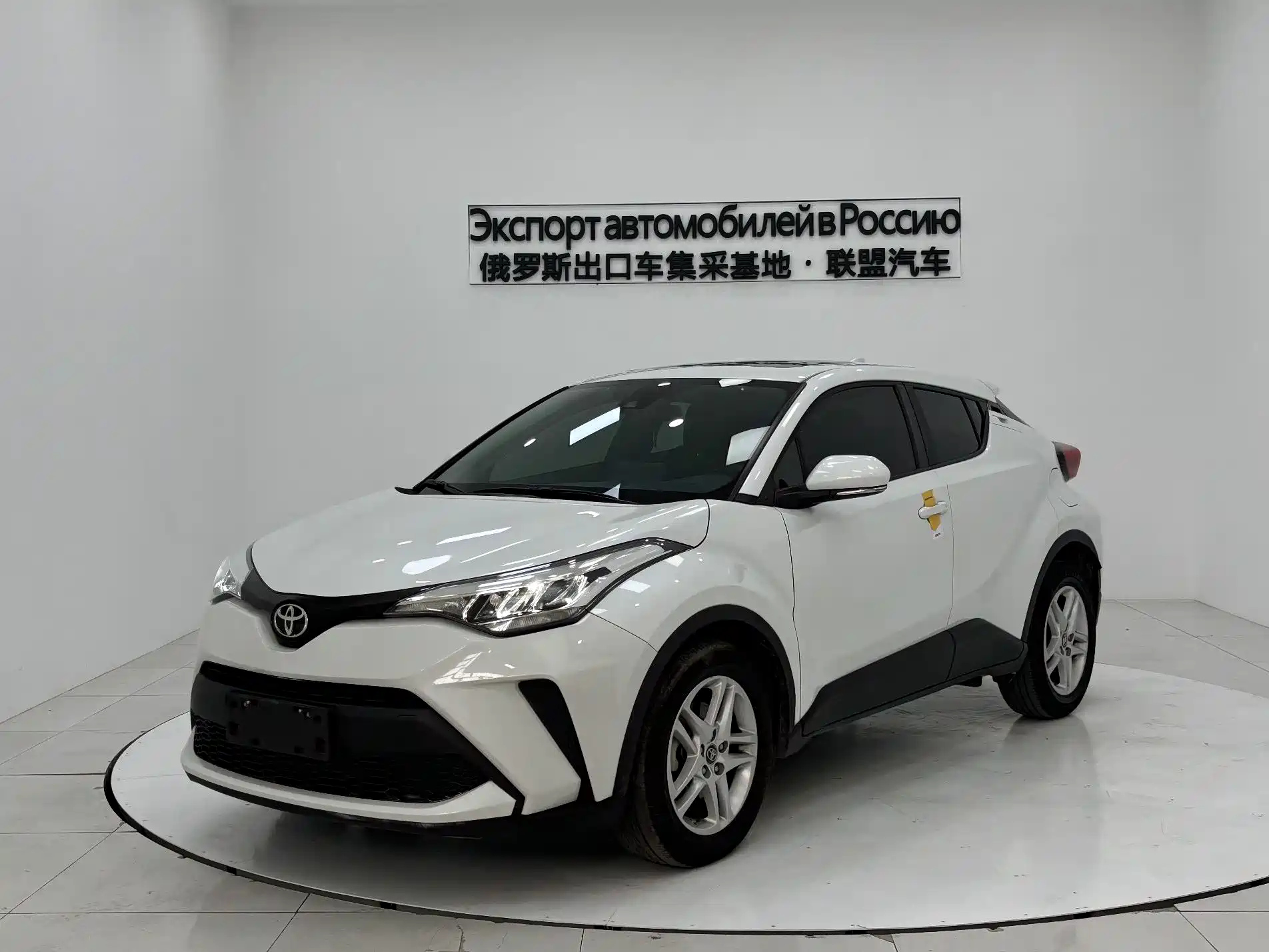 TOYOTA C-HR 2021