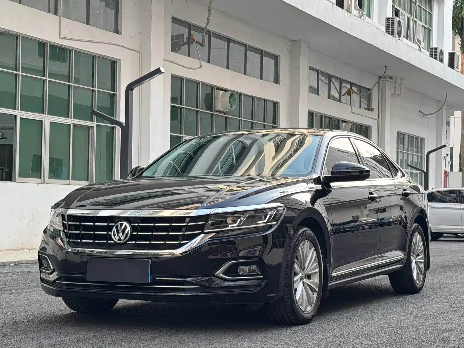 VOLKSWAGEN PASSAT 2019