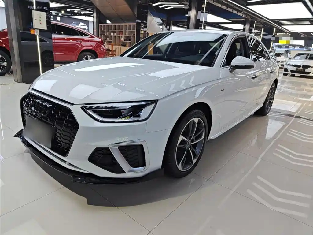 AUDI A4L 2022