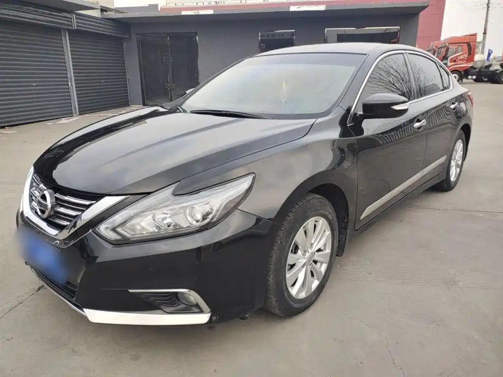 NISSAN TEANA 2018