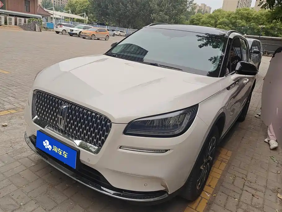 LINCOLN ADVENTURER