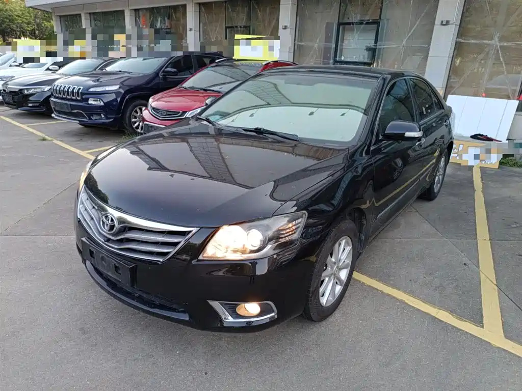 TOYOTA CAMRY 2013