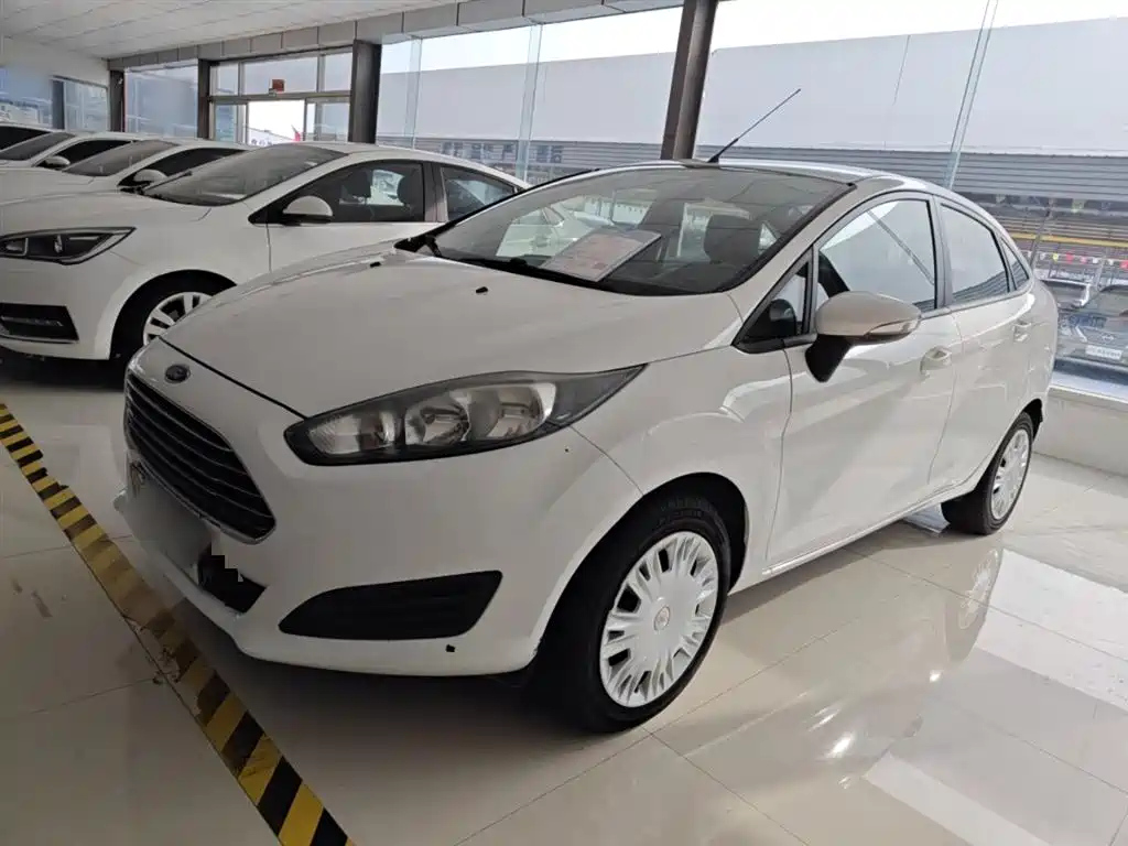 FORD FIESTA 2013