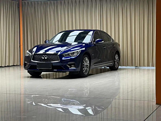 Заказать INFINITI Q50L