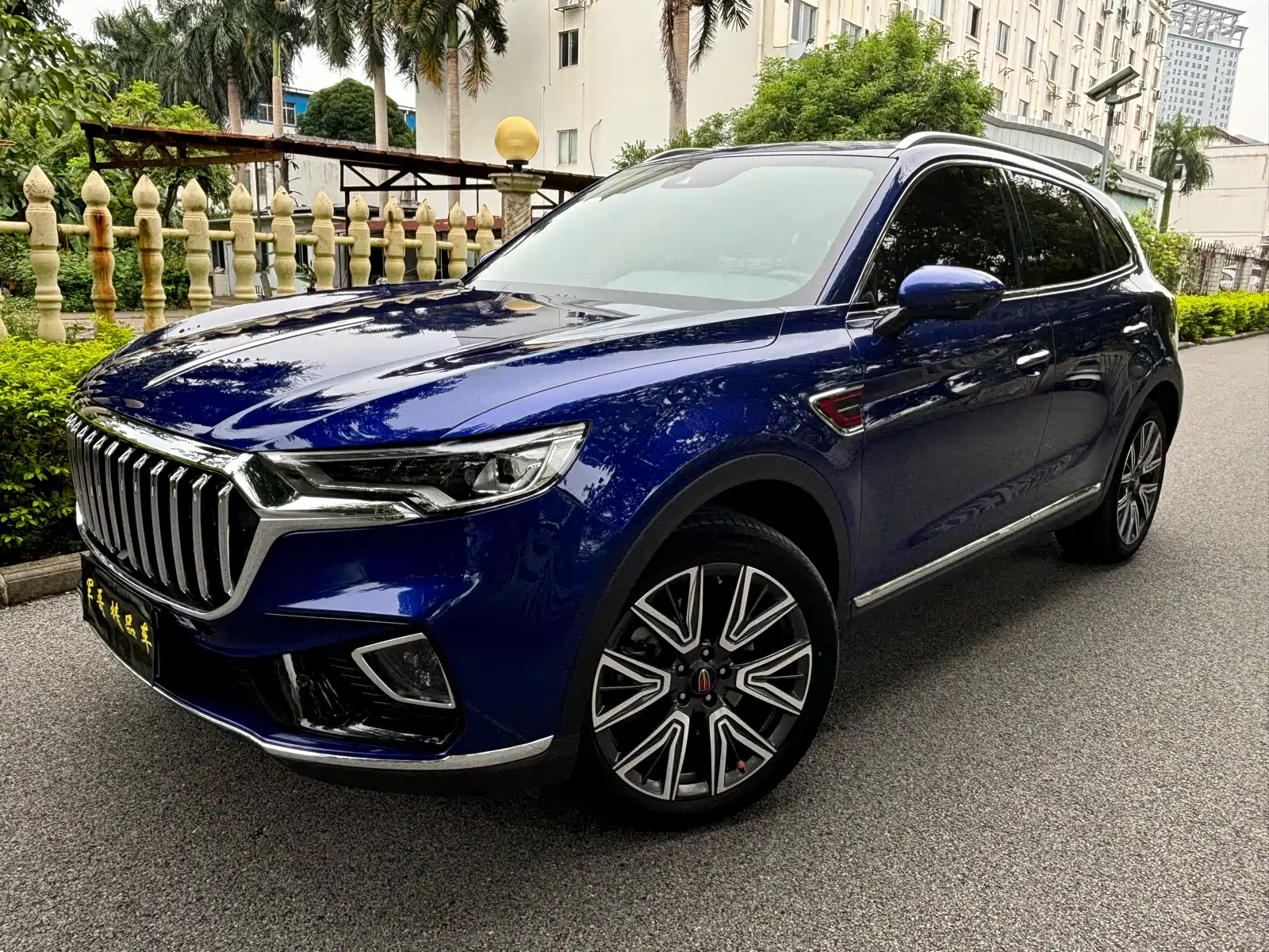 HONGQI HS5 2022