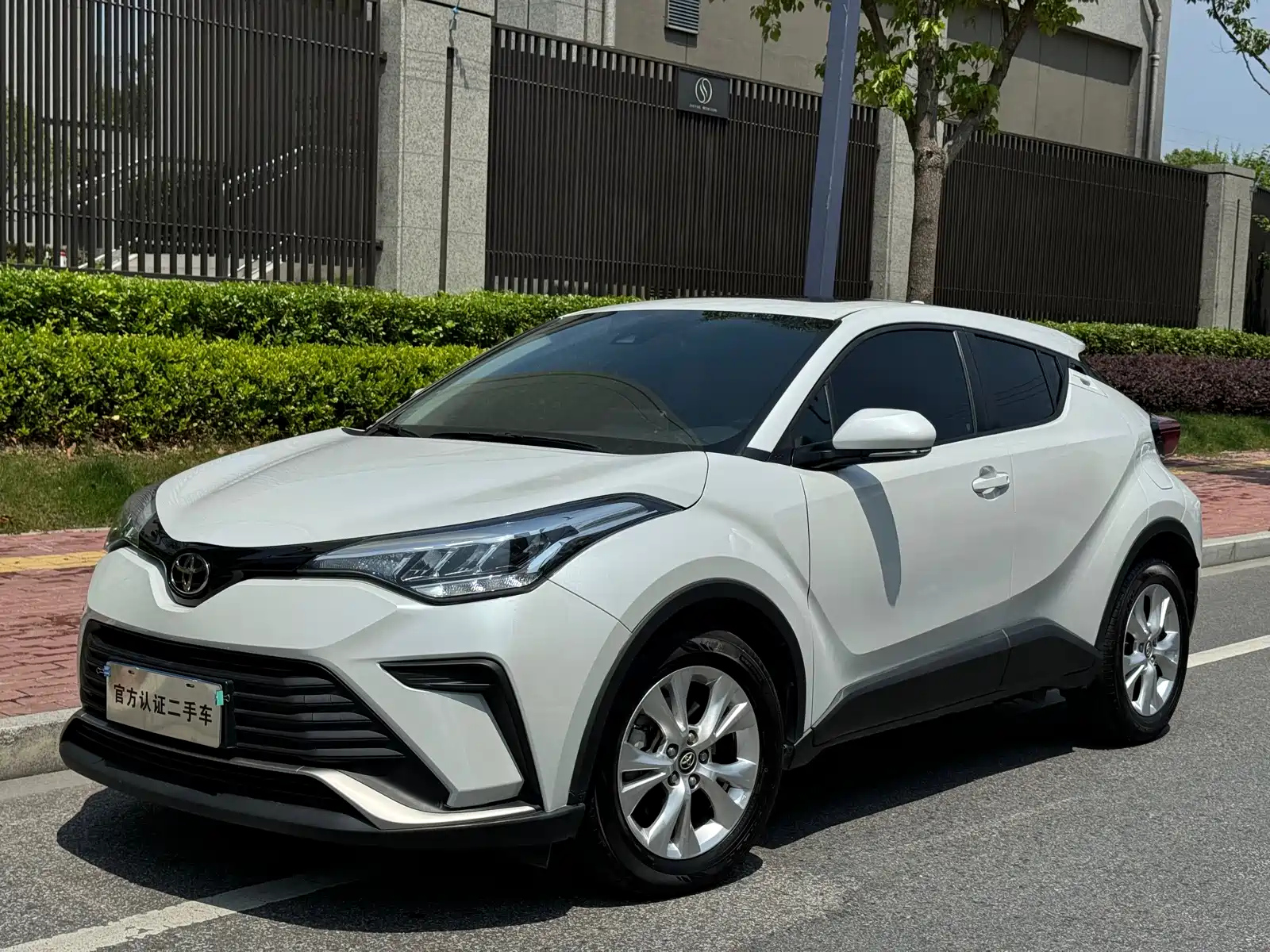 TOYOTA IZOA 2021