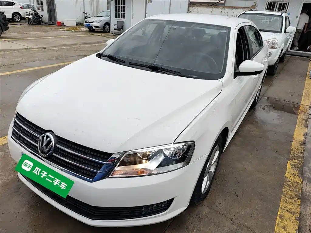 VOLKSWAGEN LAVIDA 2017