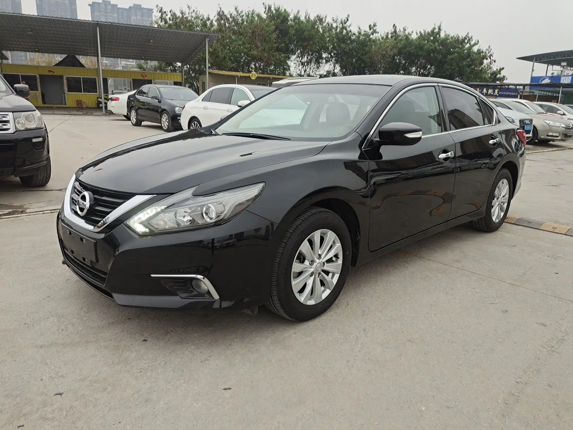 NISSAN TEANA 2016