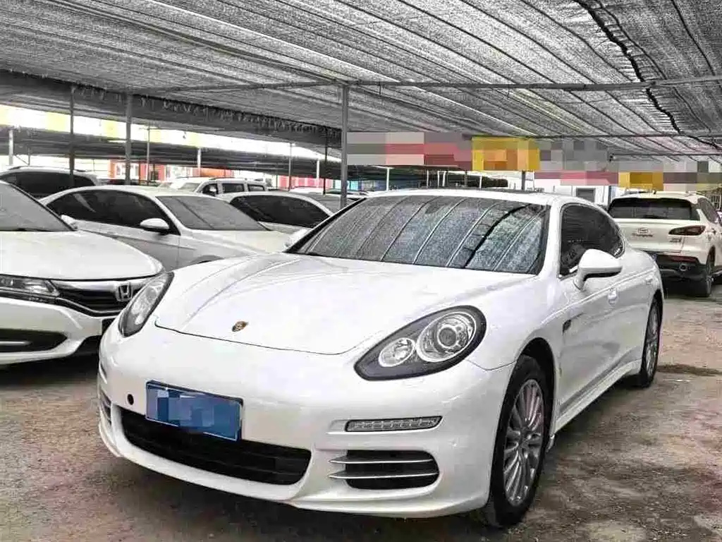 PORSCHE PANAMERA 2014
