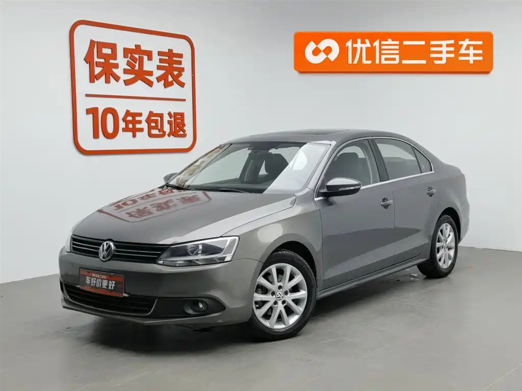 VOLKSWAGEN SAGITAR 2012
