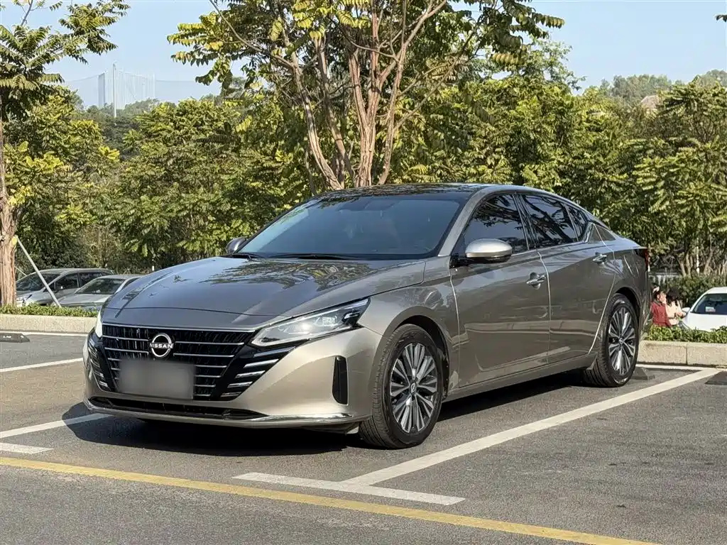 NISSAN TEANA 2022