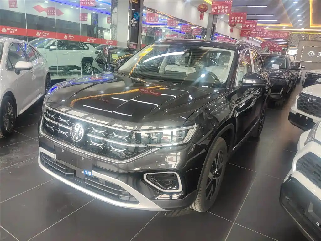 VOLKSWAGEN TAYRON 2024