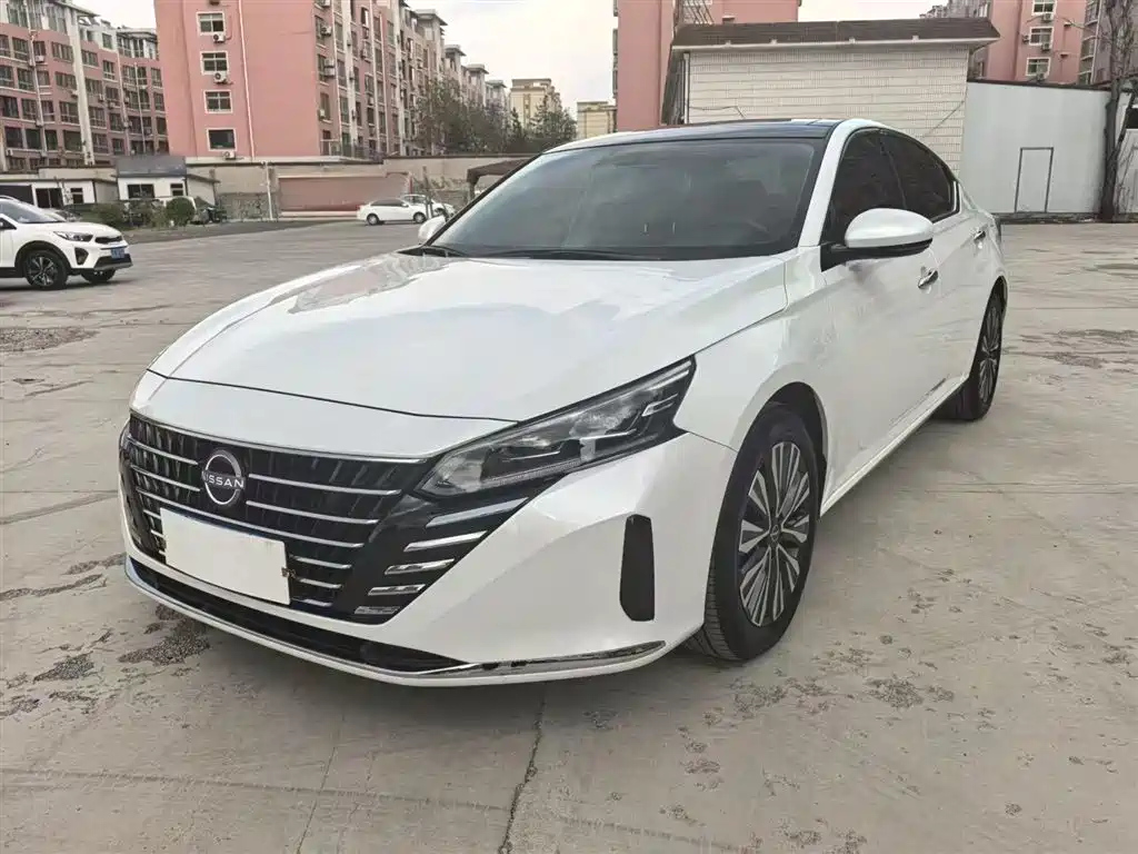 NISSAN TEANA 2022
