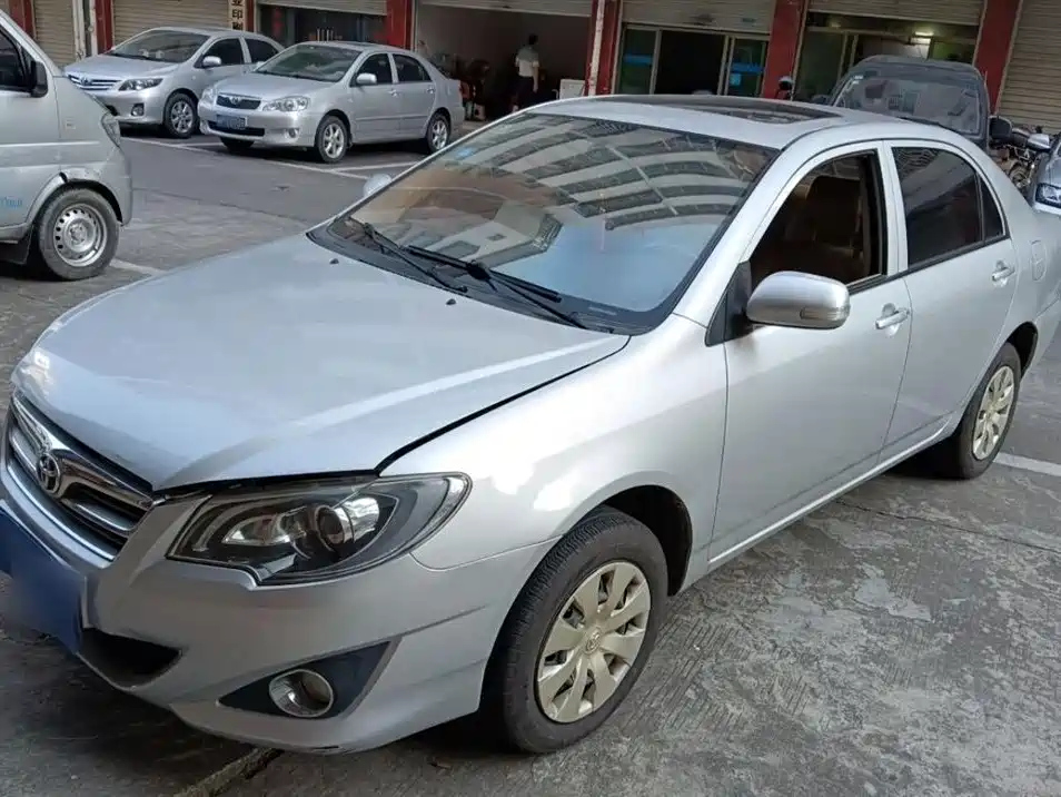 TOYOTA COROLLA 2013