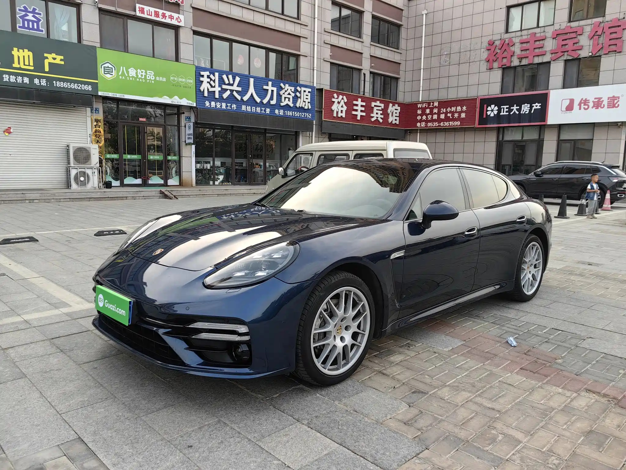 PORSCHE PANAMERA 2010