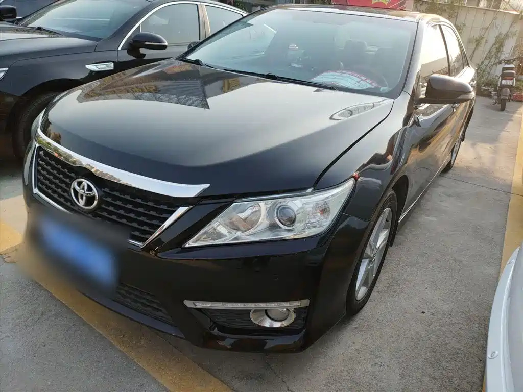 TOYOTA CAMRY 2012