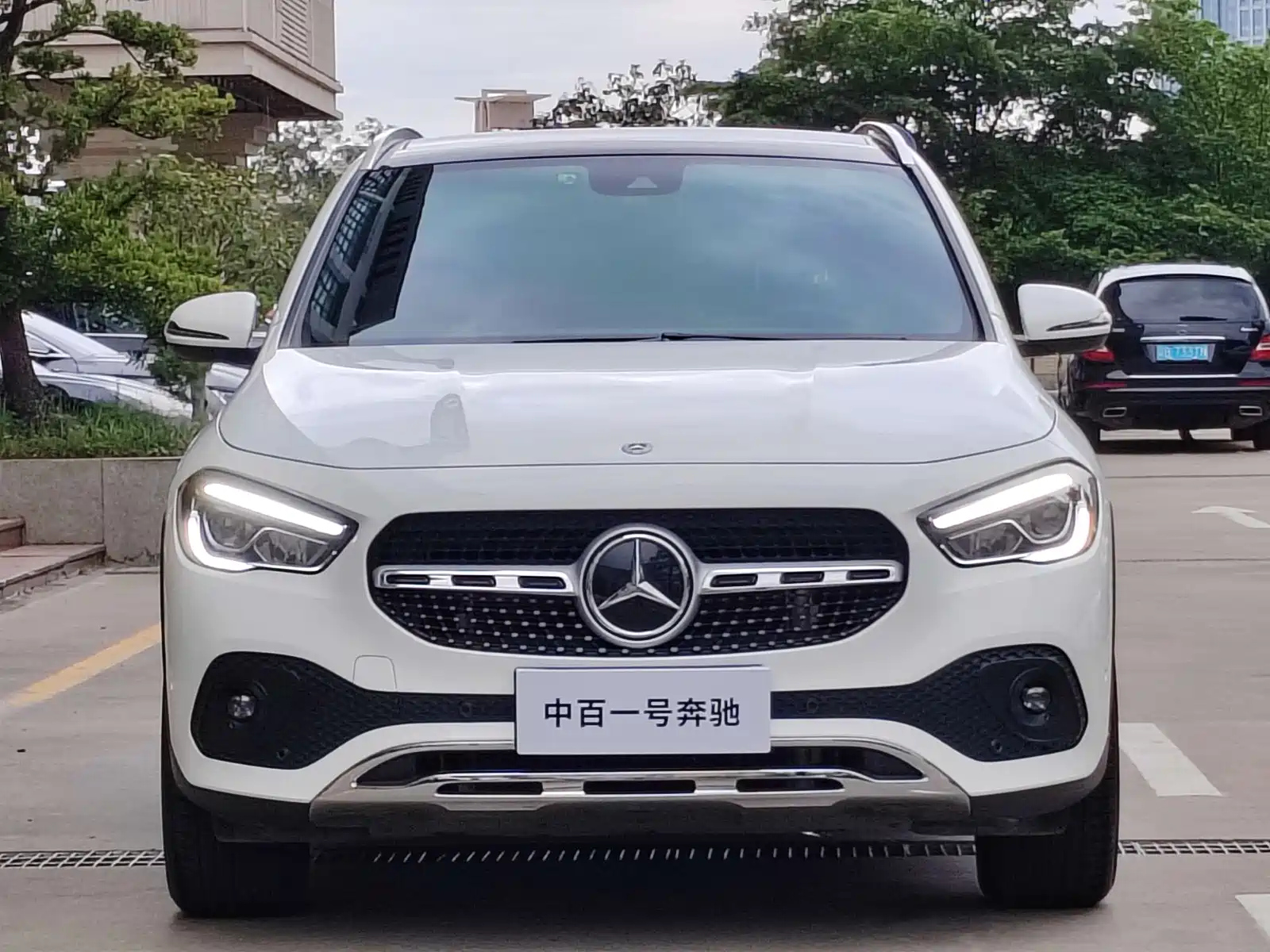 MERCEDES BENZ GLA 2022