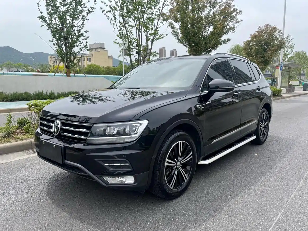 VOLKSWAGEN TIGUAN L 2019