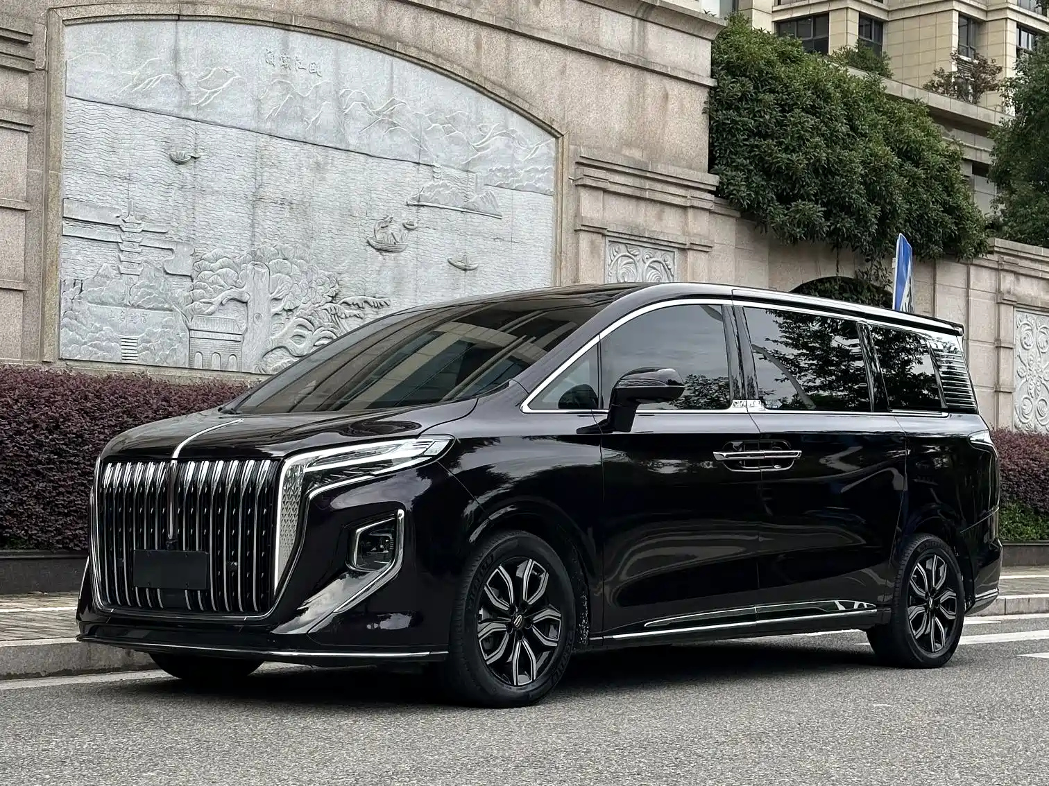 HONGQI HQ9