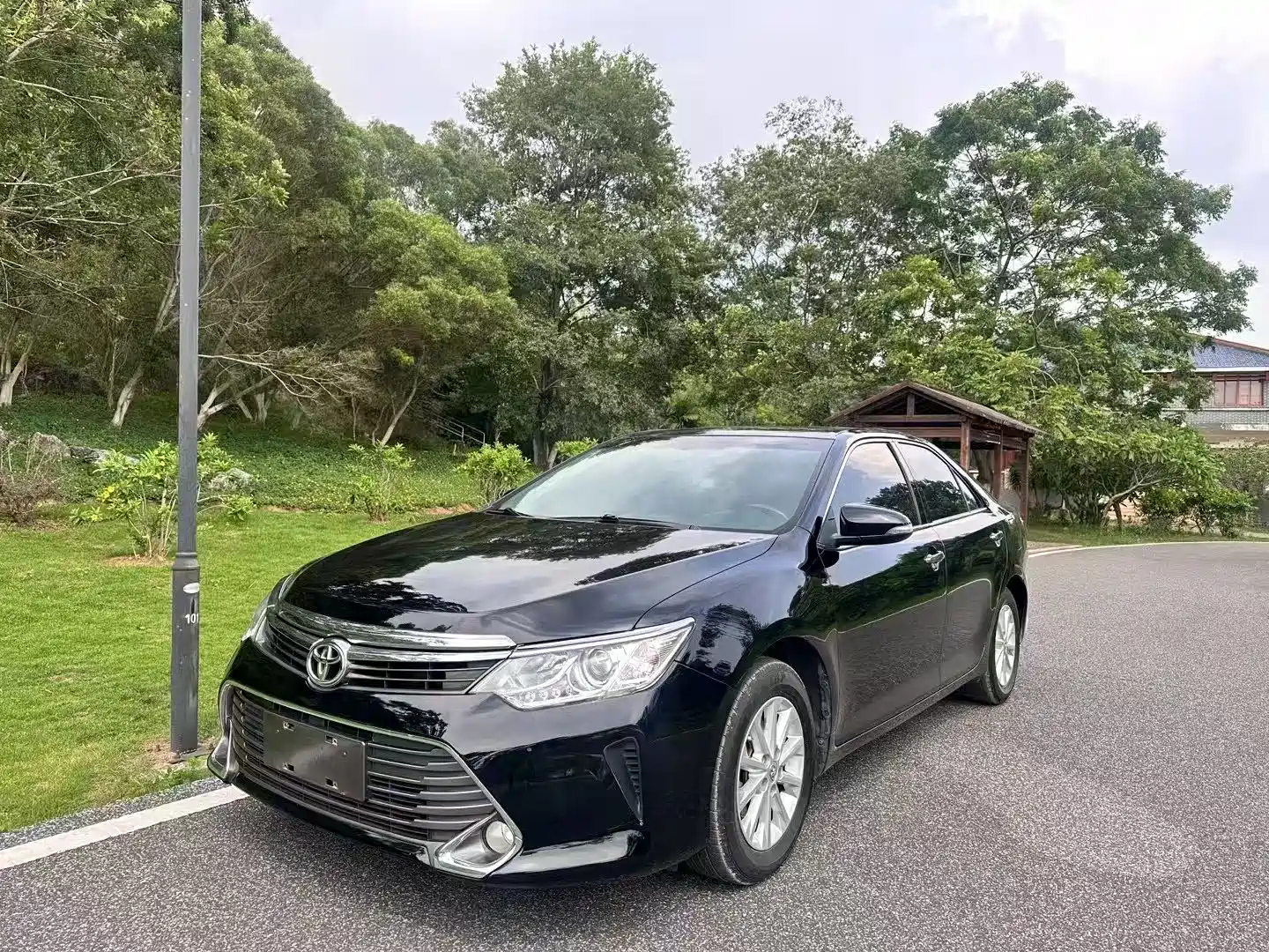 TOYOTA CAMRY 2015