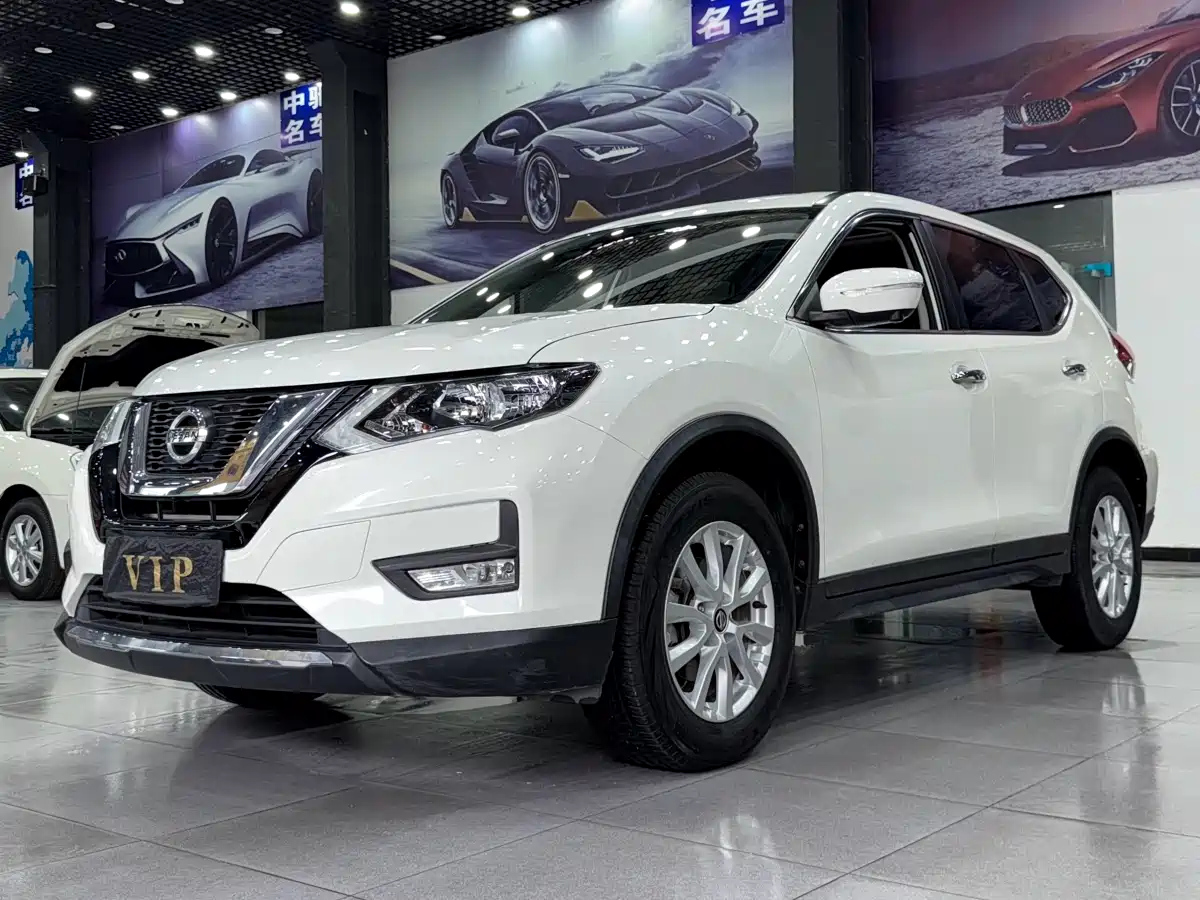 NISSAN X-TRAIL 2019