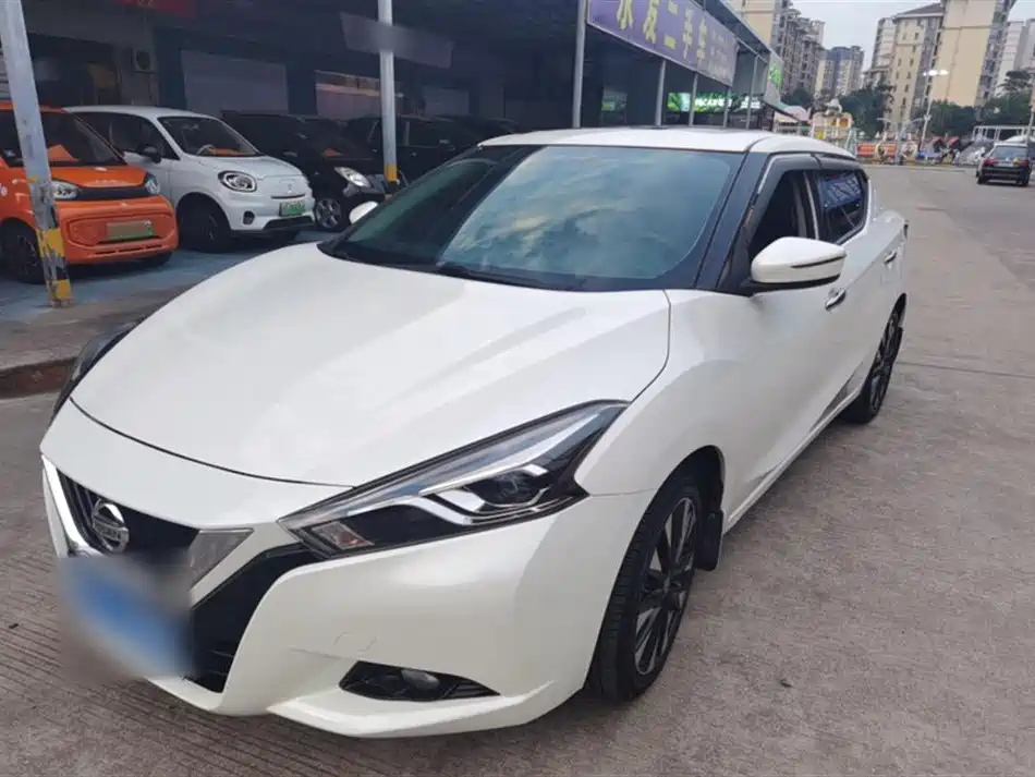NISSAN LANNIA 2019