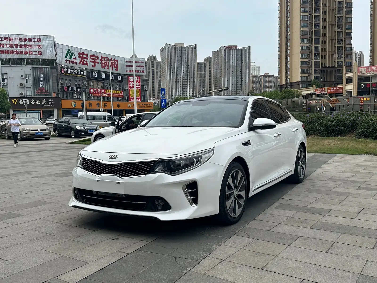 KIA K5 2016