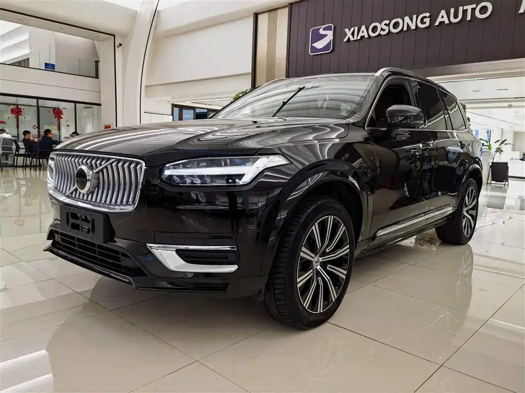 VOLVO XC90 2023