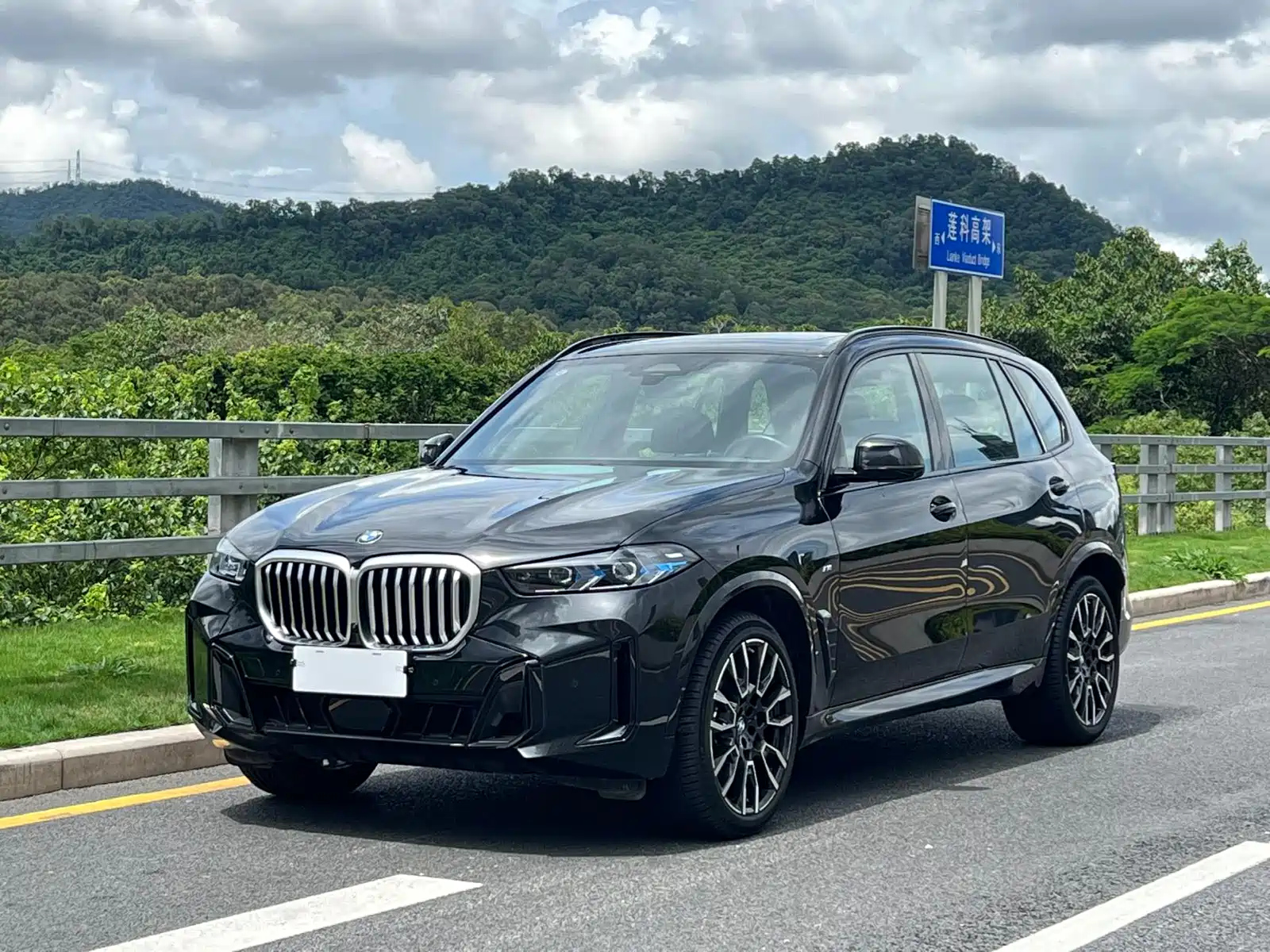 BMW X5 2023