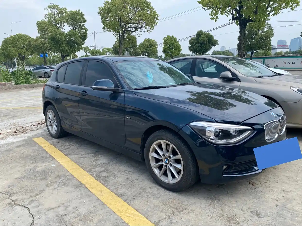 BMW 1-SERIES IMPORT 2012