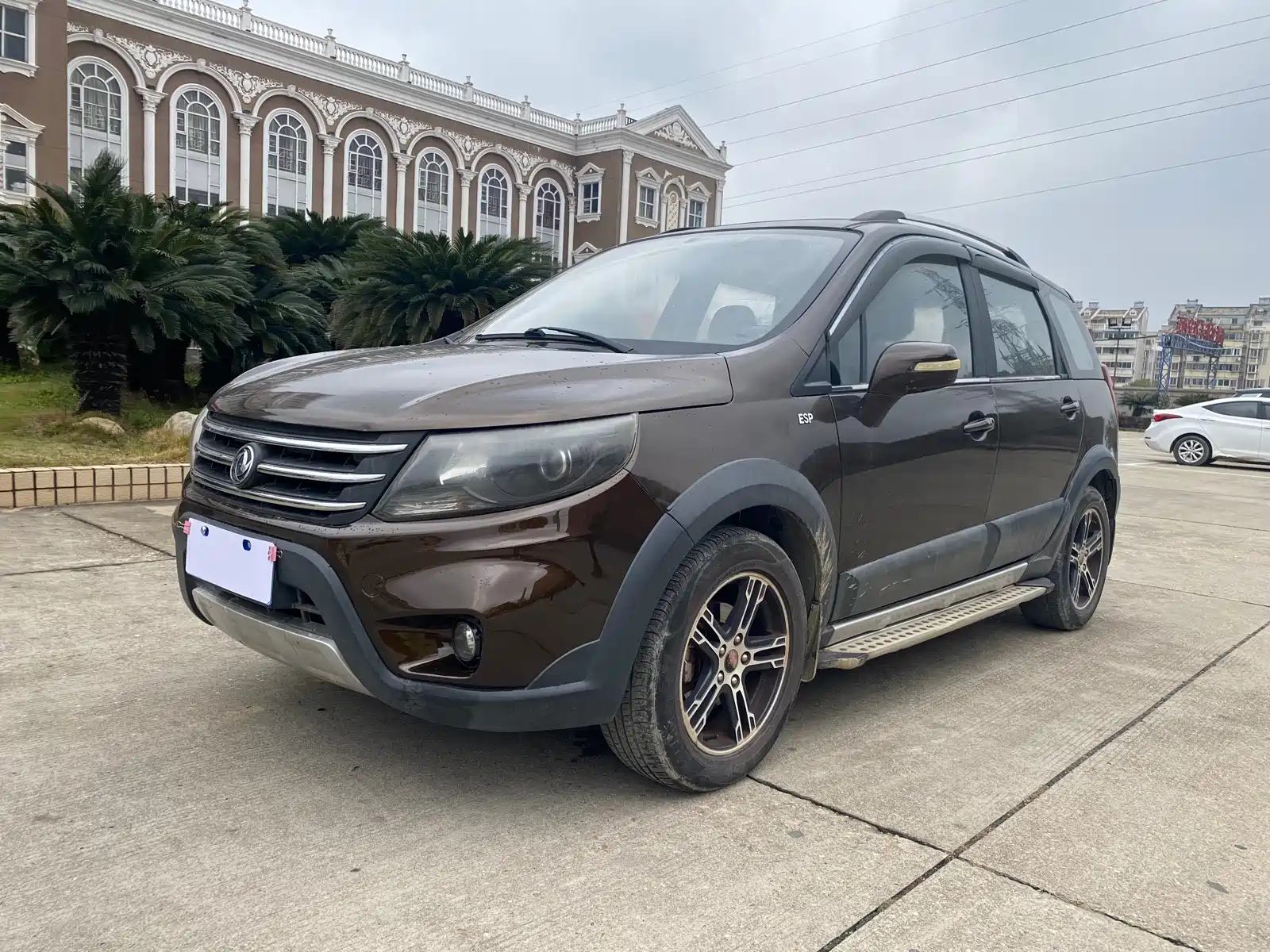 DONGFENG JOYEAR X5 2013