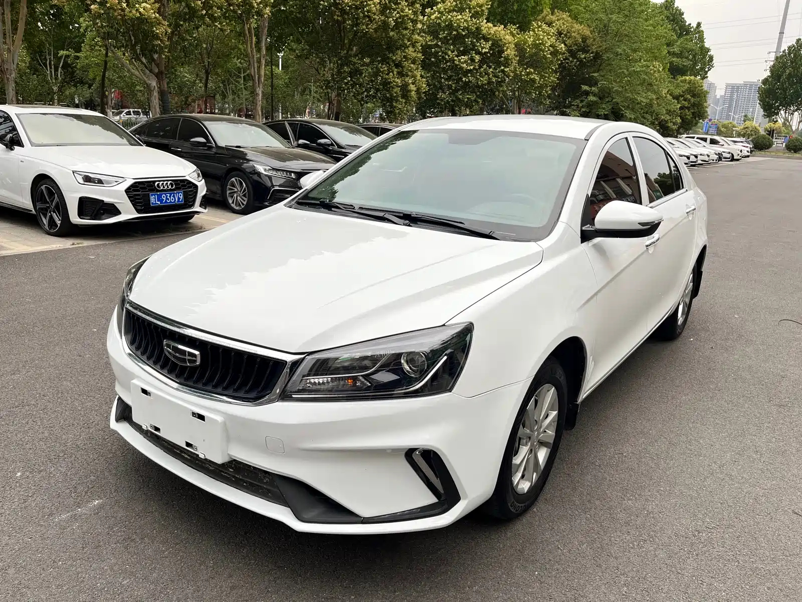 GEELY AUTO EMGRAND 2021