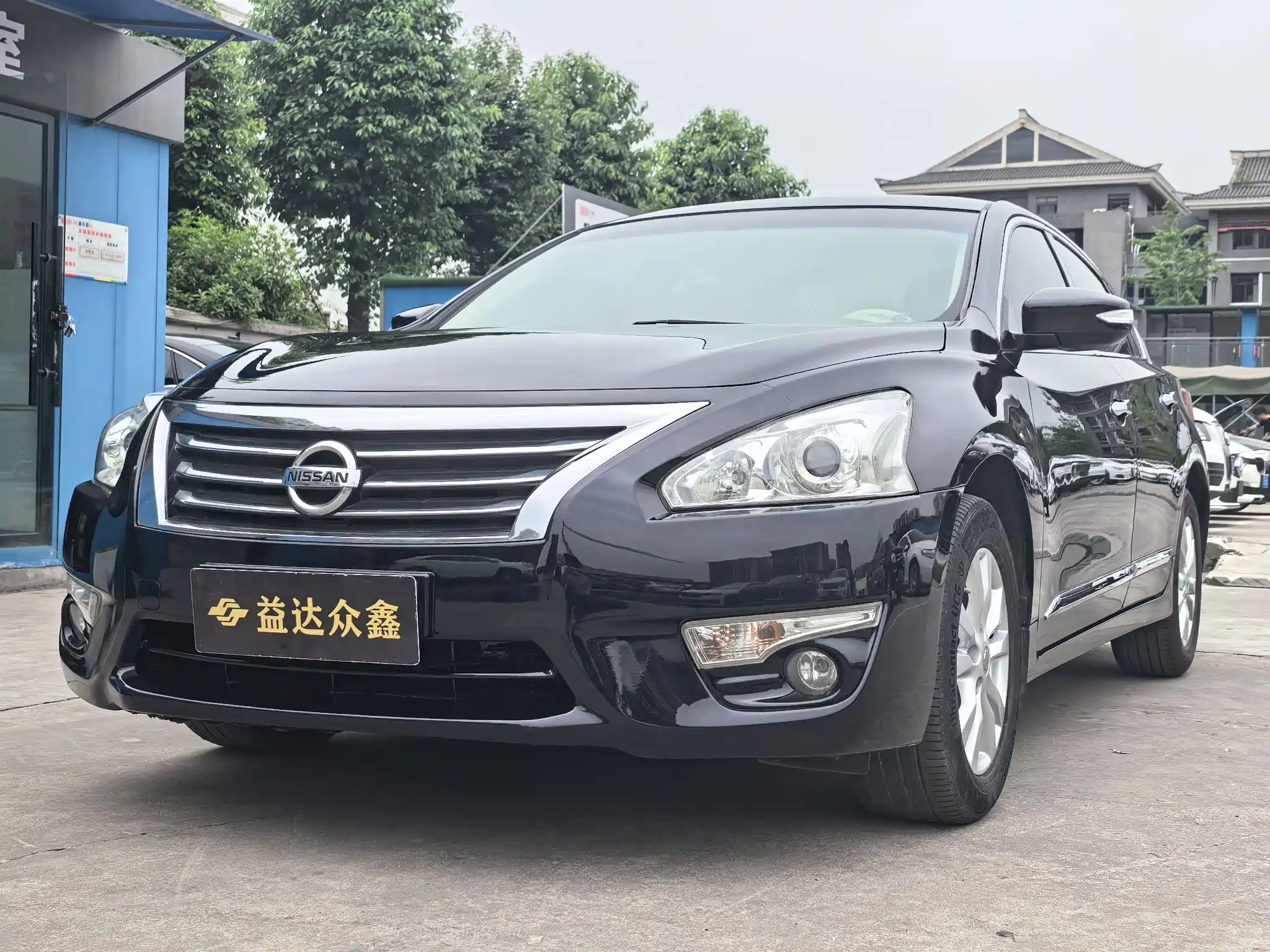 NISSAN TEANA 2013
