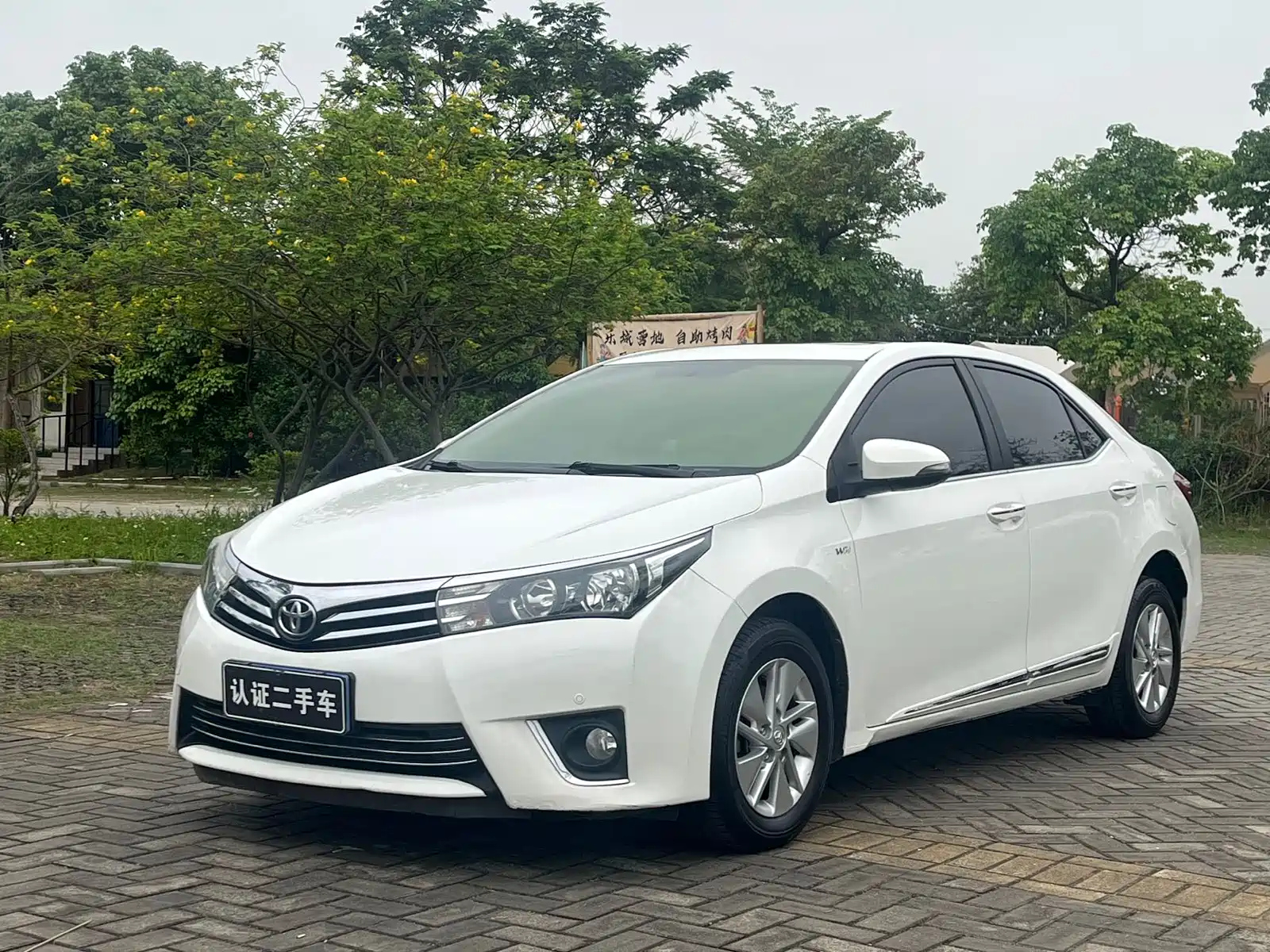 TOYOTA COROLLA 2014