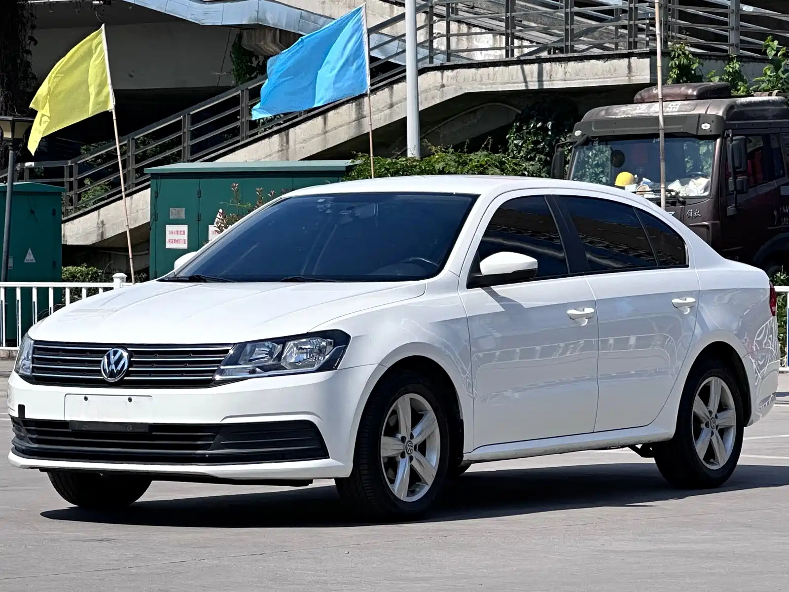 VOLKSWAGEN LAVIDA 2018