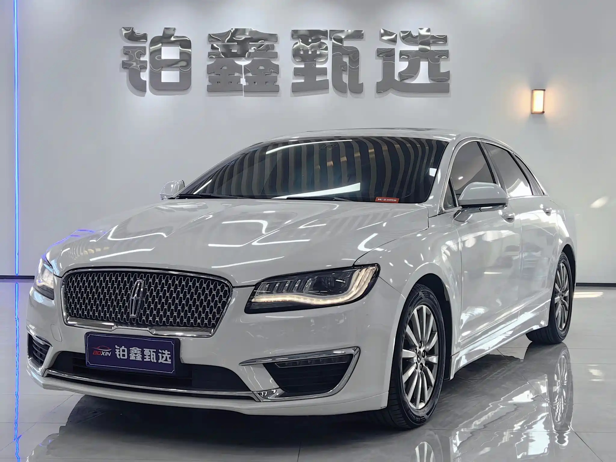 LINCOLN MKZ 2019