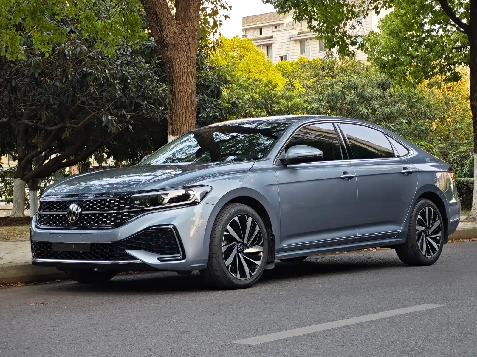 VOLKSWAGEN PASSAT 2022