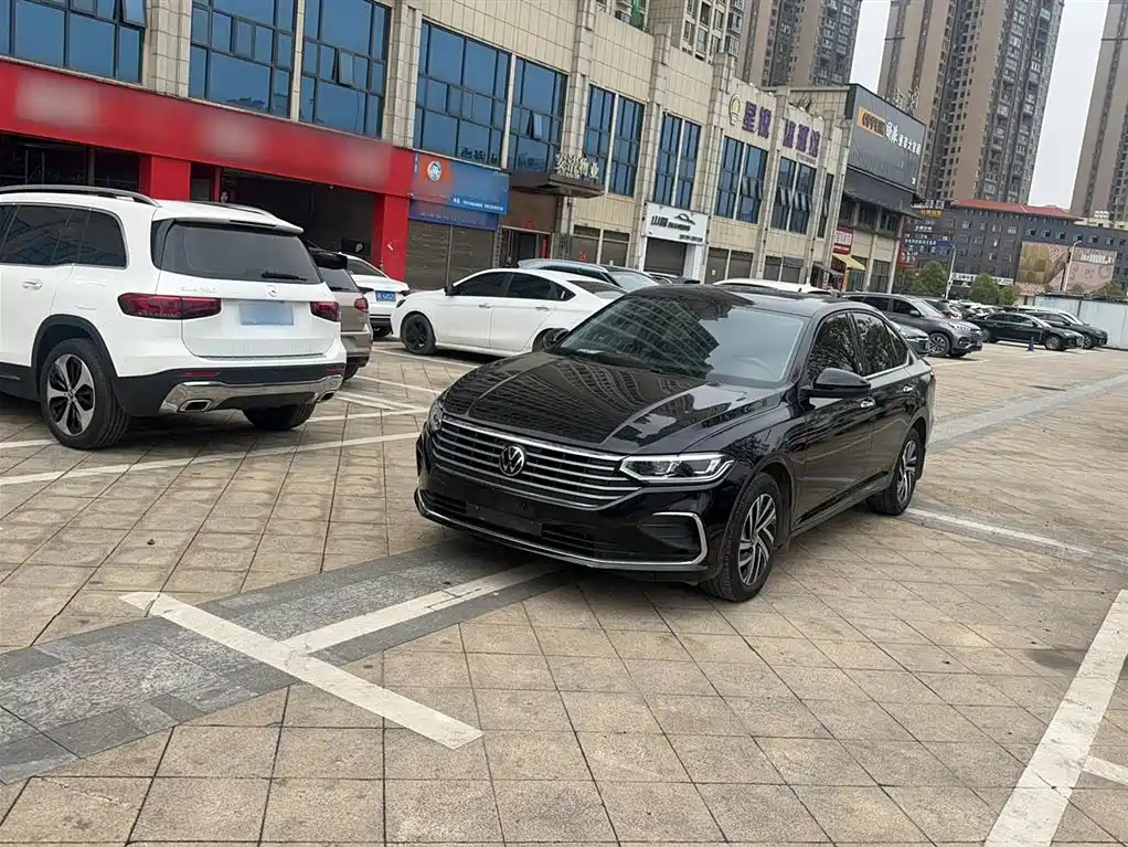 VOLKSWAGEN LAVIDA 2023