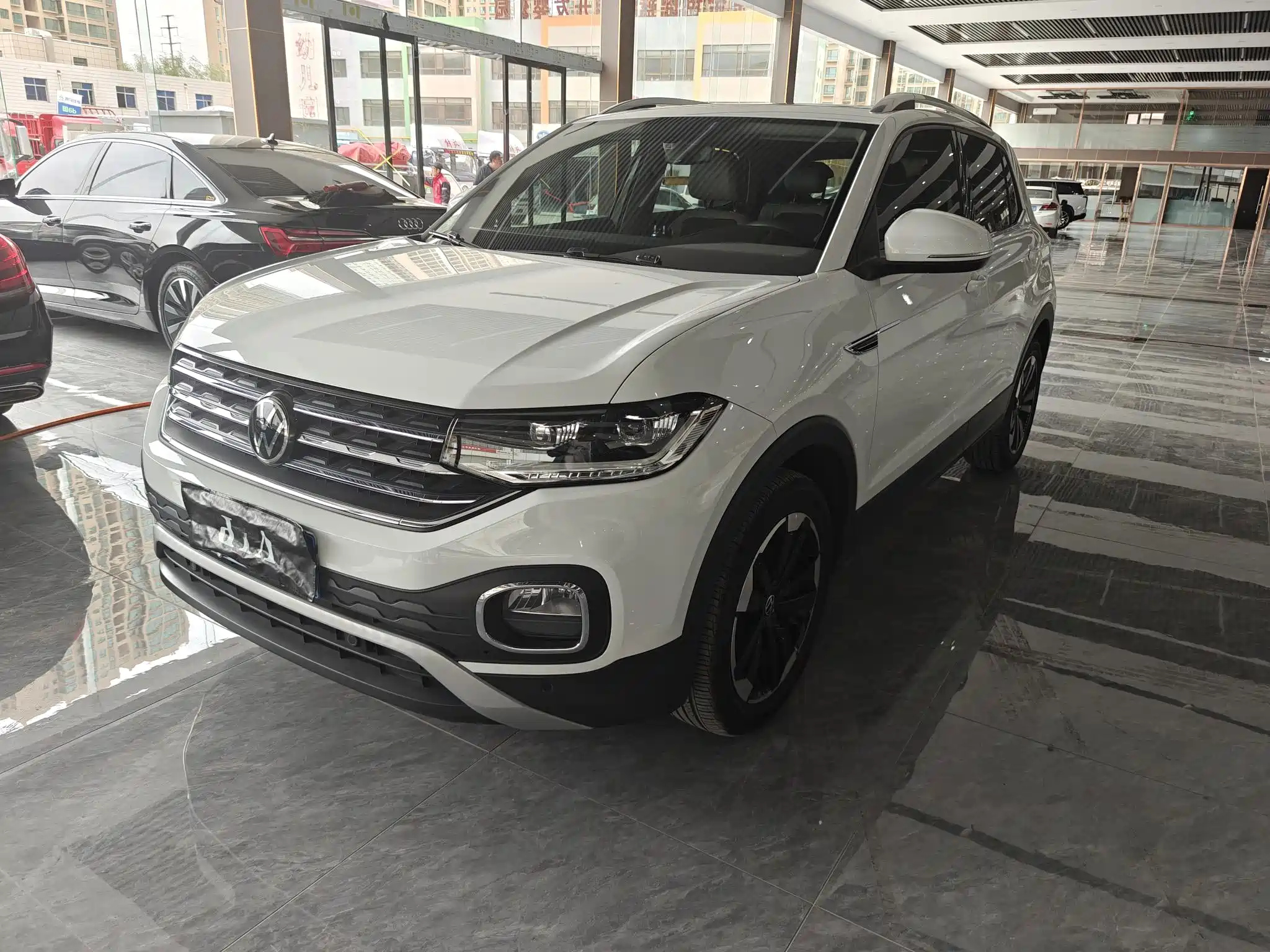 VOLKSWAGEN TACOUA 2020
