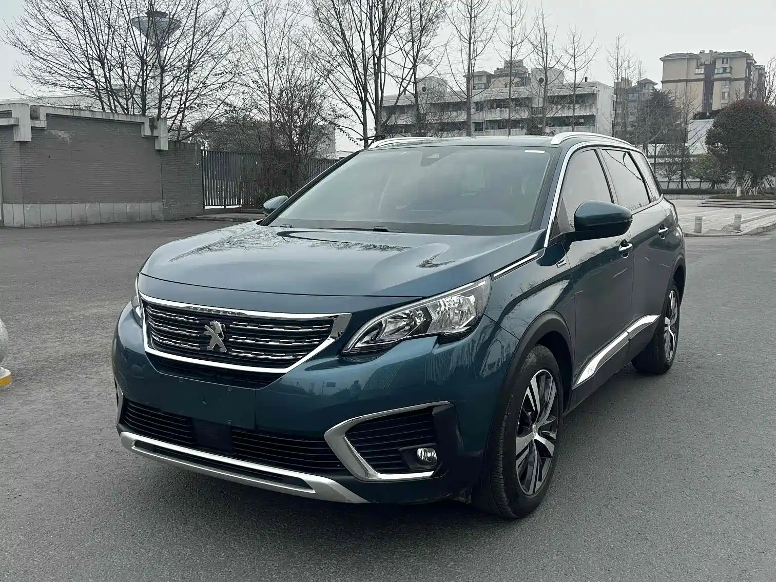 PEUGEOT 5008 2017