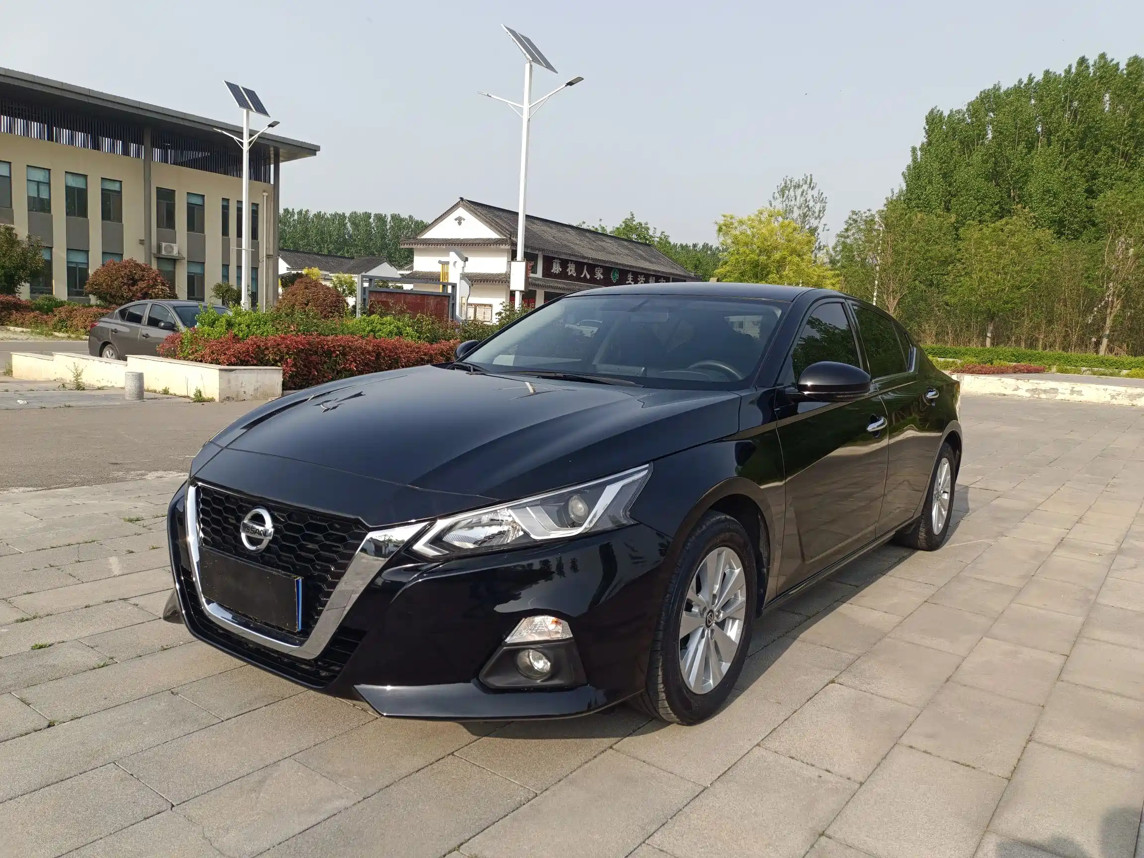 NISSAN TEANA 2021