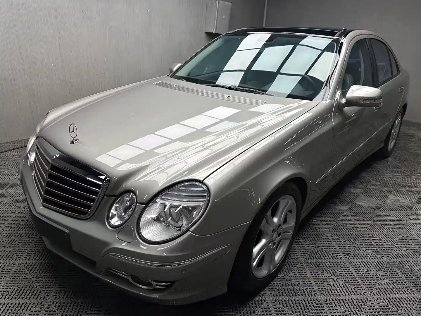 MERCEDES BENZ E-CLASS 2007