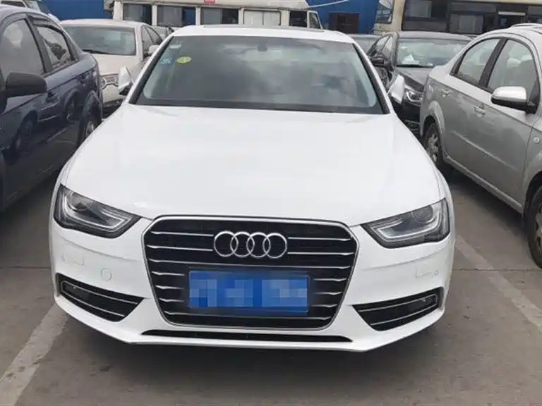 AUDI A4L 2013