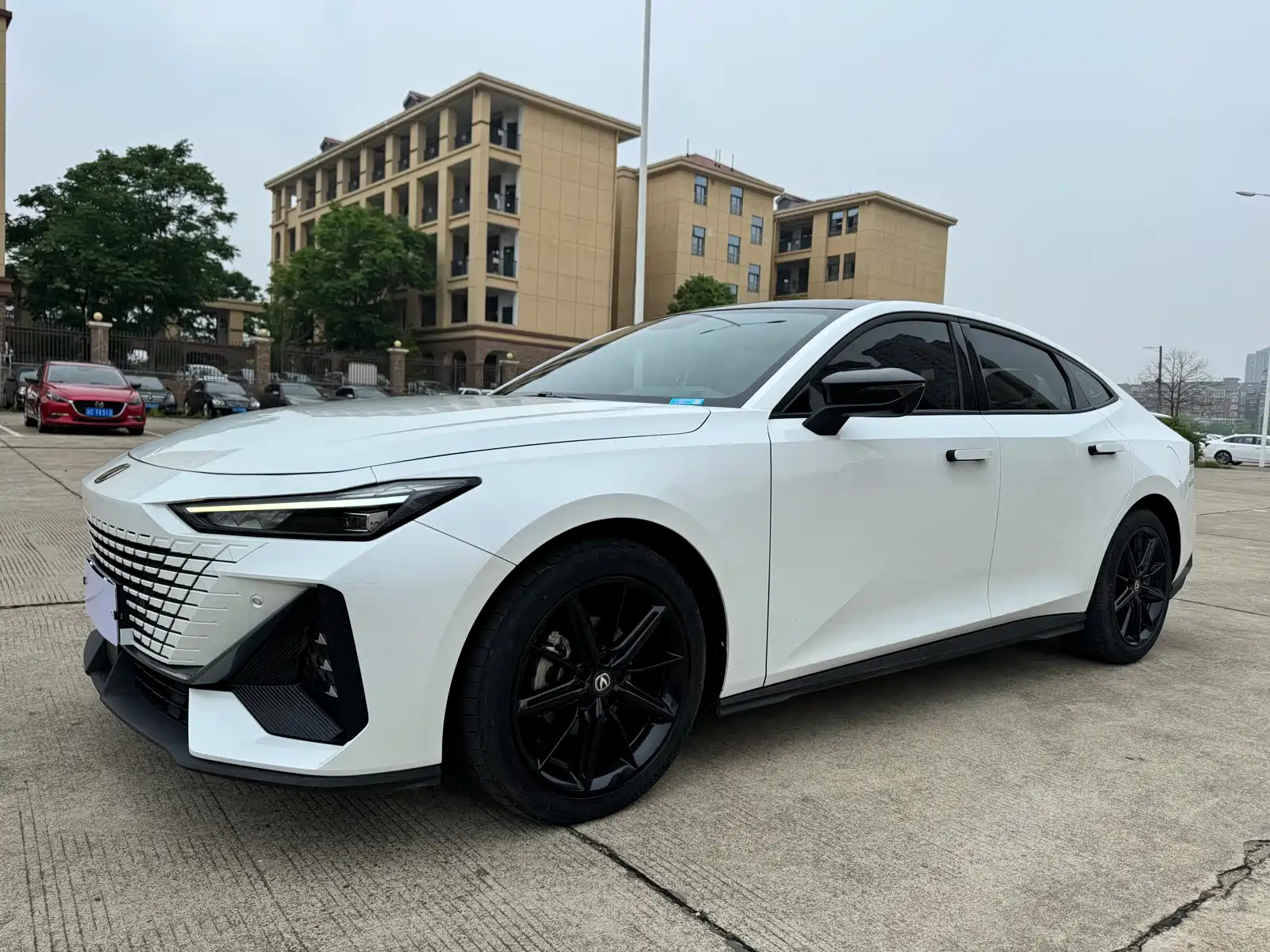 CHANGAN UNI-V