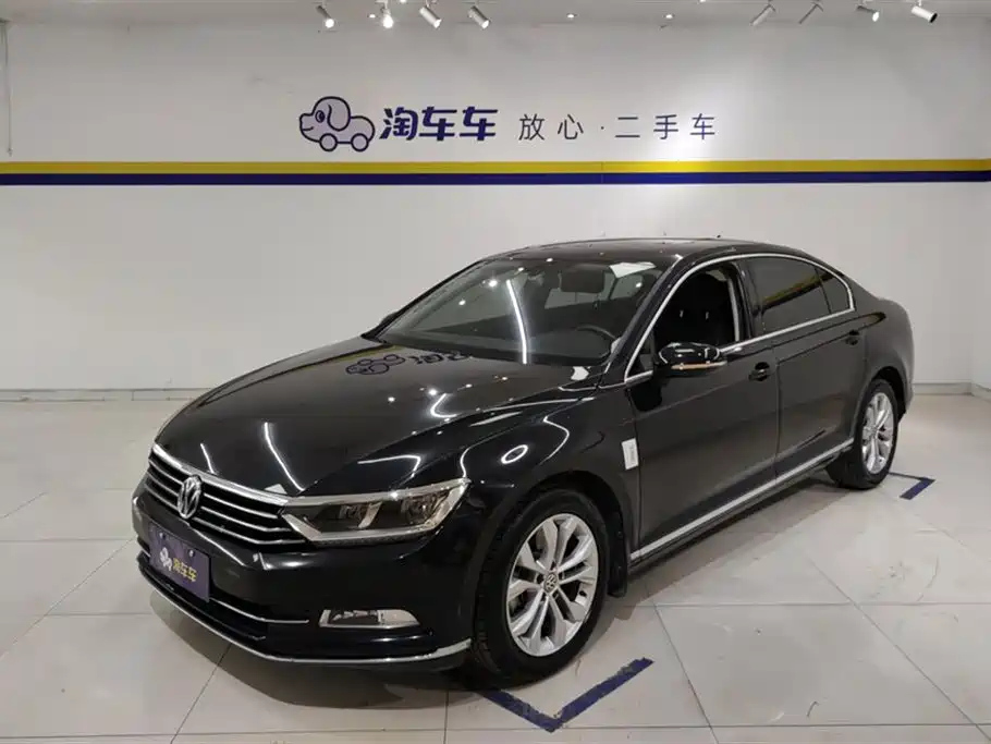 VOLKSWAGEN MAGOTAN 2019