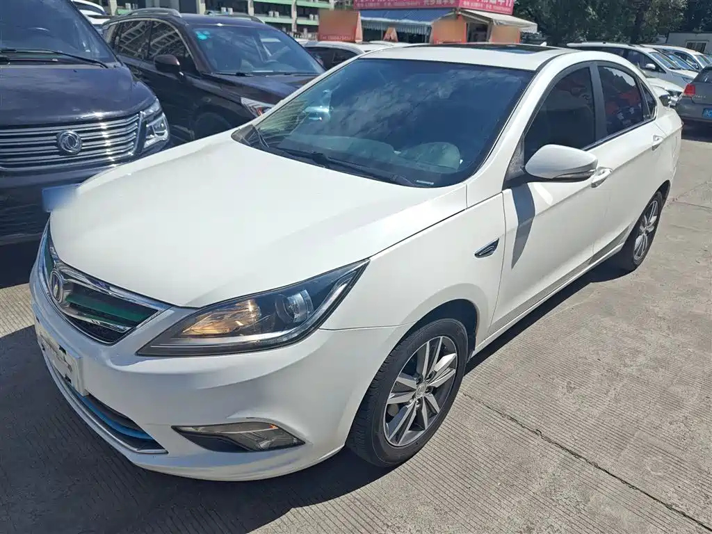 CHANGAN EADO 2016