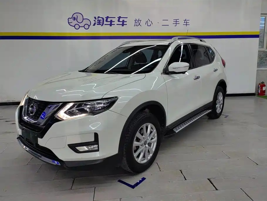 NISSAN X-TRAIL 2019