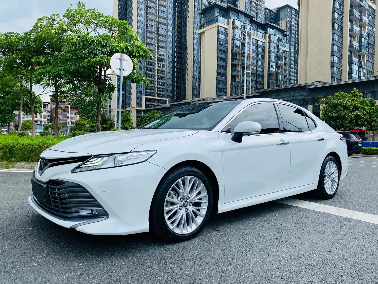 TOYOTA CAMRY 2018